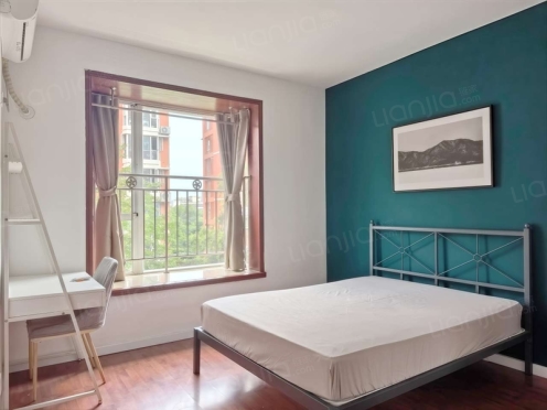 合租·兴元嘉园 4居室 东北卧