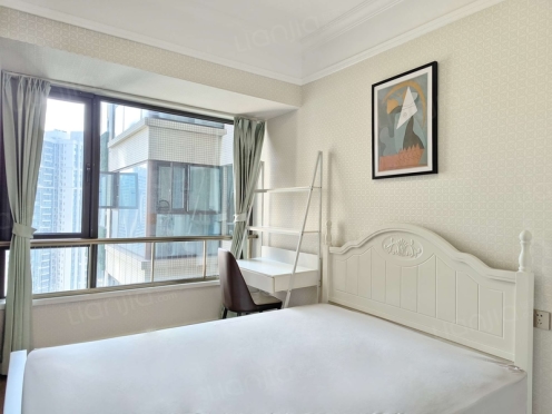 合租·远大中央公园三期 4居室 东卧