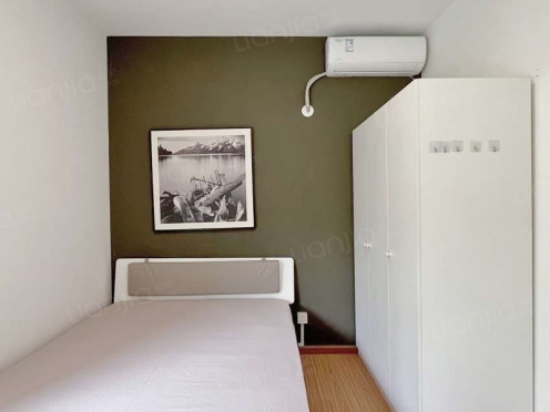 合租·花样年花郡 3居室 西卧