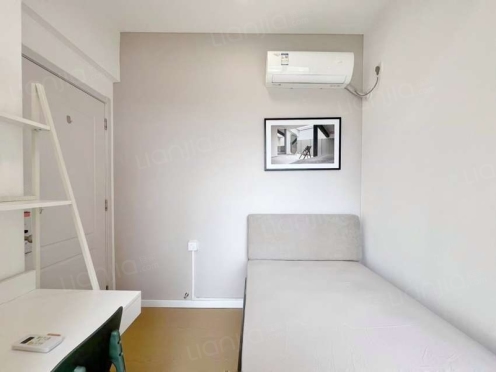 合租·中房优山PLUS 4居室 北卧