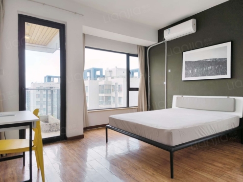 合租·汇融名城A区 4居室 东北卧