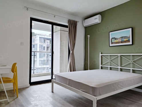 合租·凯德风尚 4居室 西卧