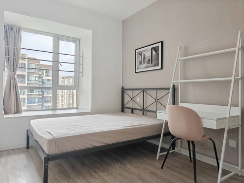 合租·恩威玲珑南域 3居室 南卧