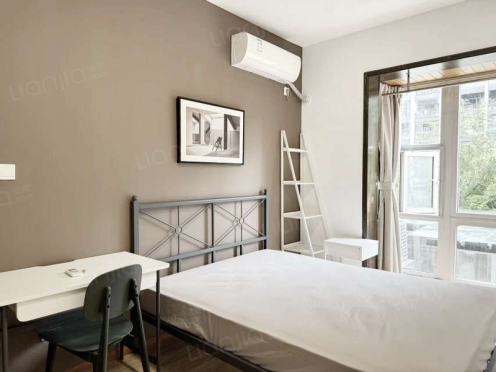 合租·世纪朝阳 4居室 西北卧