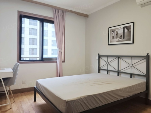 合租·总府花园 3居室 东卧