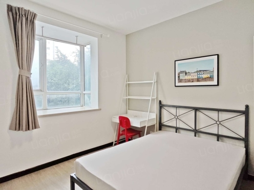 合租·兴元华盛一期 4居室 北卧