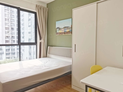 合租·景茂城果 4居室 东卧