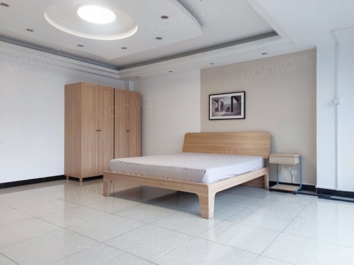 合租·芳草地 5居室 南卧