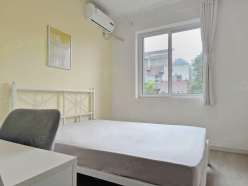 合租·家益欣城 4居室 南卧