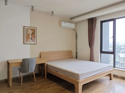 合租·晶蓝半岛二期 4居室 东北卧