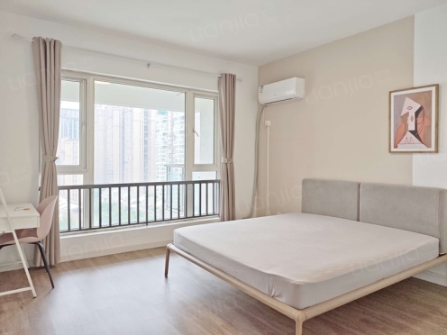 合租·家益欣城 3居室 西卧