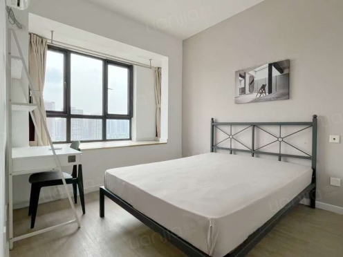 合租·中房优山PLUS 4居室 东南卧