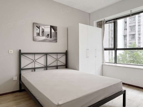 合租·英郡一期 4居室 南卧