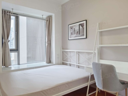 合租·中海兰庭 5居室 东卧