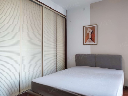 合租·王府花园 4居室 东卧