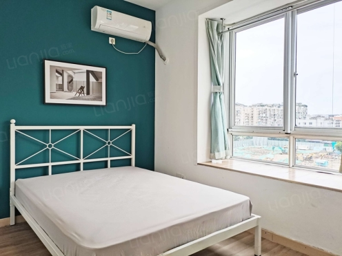 合租·爱家馨城 4居室 西北卧