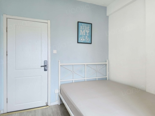 合租·汇融名城C区 4居室 西卧