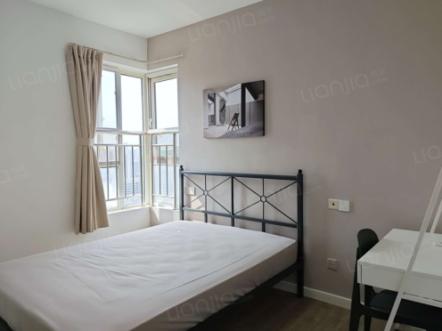 合租·隆鑫九熙 3居室 西卧