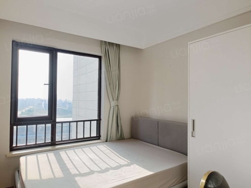 合租·中海天府里云岭一期 4居室 西卧