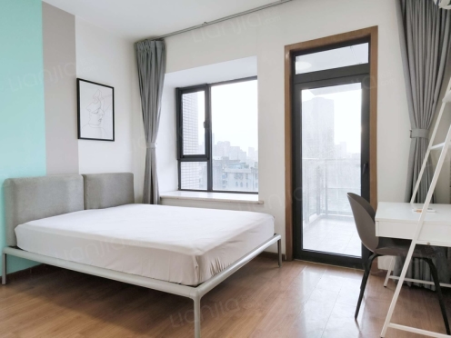 合租·汇融名城C区 3居室 西卧