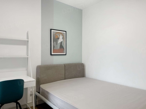 合租·美城悦荣府 5居室 东卧