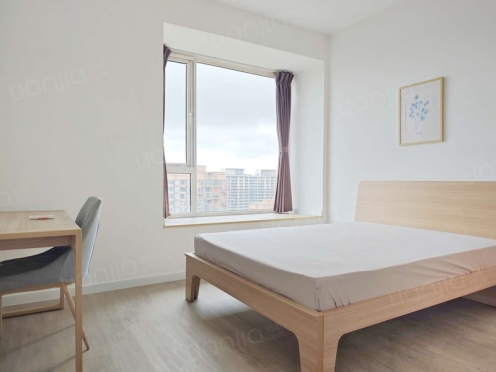 合租·比华利国际城二期 4居室 西南卧