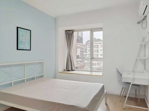 合租·武海中华锦绣 4居室 东卧