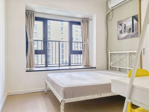 合租·融创观玺台花园 5居室 北卧