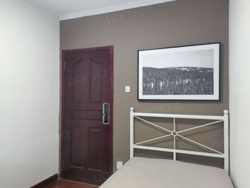 合租·四季家园 4居室 北卧