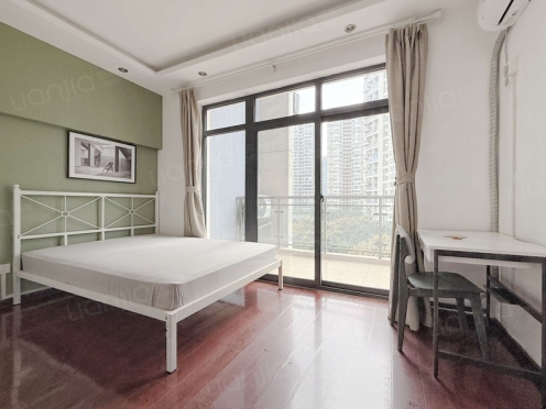 合租·上行汇锦 4居室 南卧