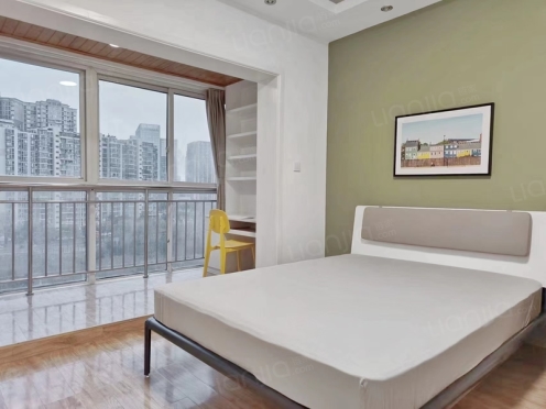 合租·天空城 3居室 西南卧