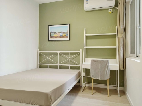 合租·清水路苑 3居室 东卧