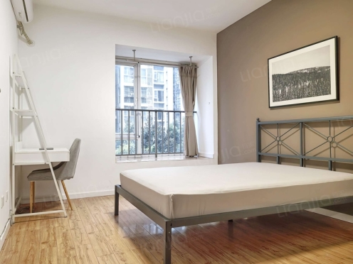 合租·清水路苑 3居室 西卧