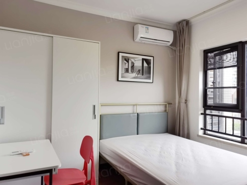 合租·万科翡翠公园 4居室 东卧