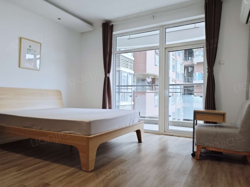 合租·天和国际 4居室 东卧