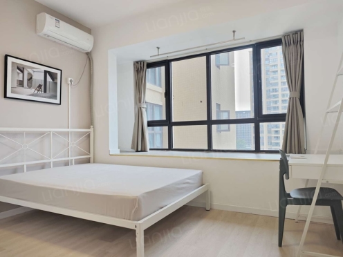 合租·中房优山PLUS 4居室 西南卧