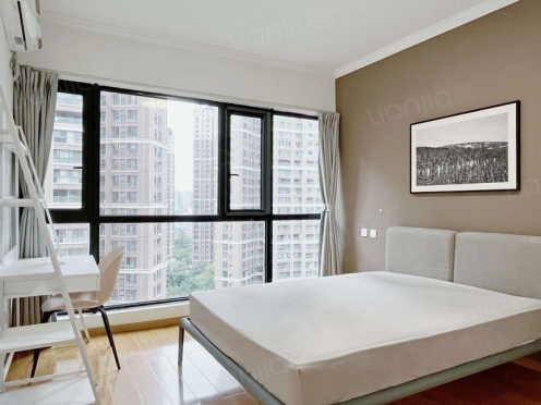 合租·中德英伦联邦B区 4居室 西卧