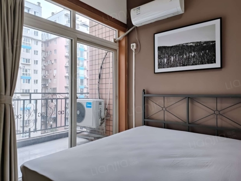 合租·会所花园 4居室 北卧