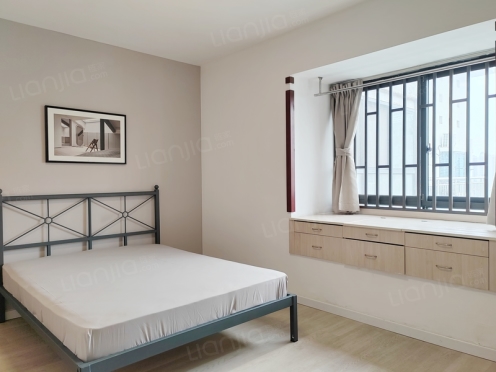 合租·上行东方 5居室 南卧