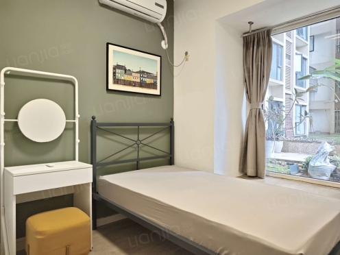 合租·军安卫士花园 4居室 东卧