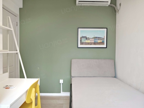 合租·中房优山PLUS 4居室 东北卧