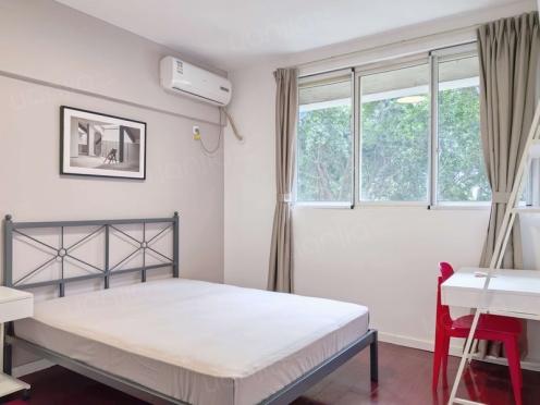 合租·光华馨地 4居室 北卧