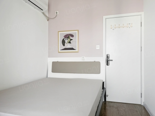 合租·外滩 4居室 东南卧