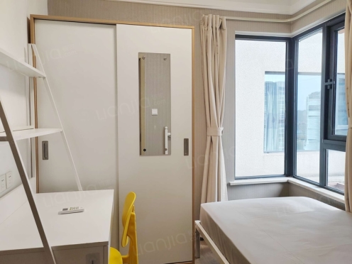 合租·青秀未遮山一期 4居室 南卧