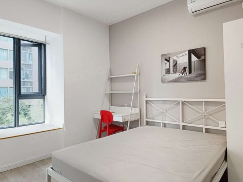 合租·金地天府城 4居室 西卧