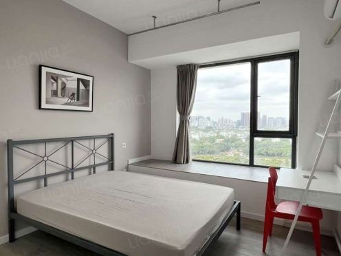 合租·蓝润ISC 4居室 西卧