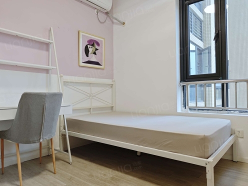 合租·人居天府汇城 4居室 南卧