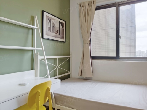 合租·中海兰庭 4居室 北卧