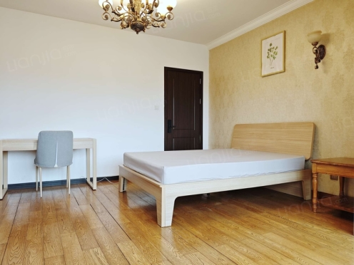 合租·天府长城图南多 4居室 南卧