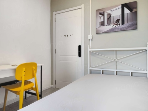 合租·金地天府城 4居室 东卧